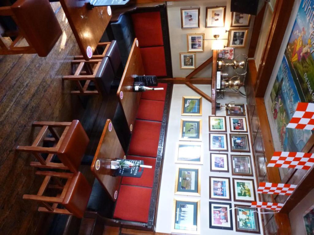 The White Lady Hotel Кинсэйл Экстерьер фото
